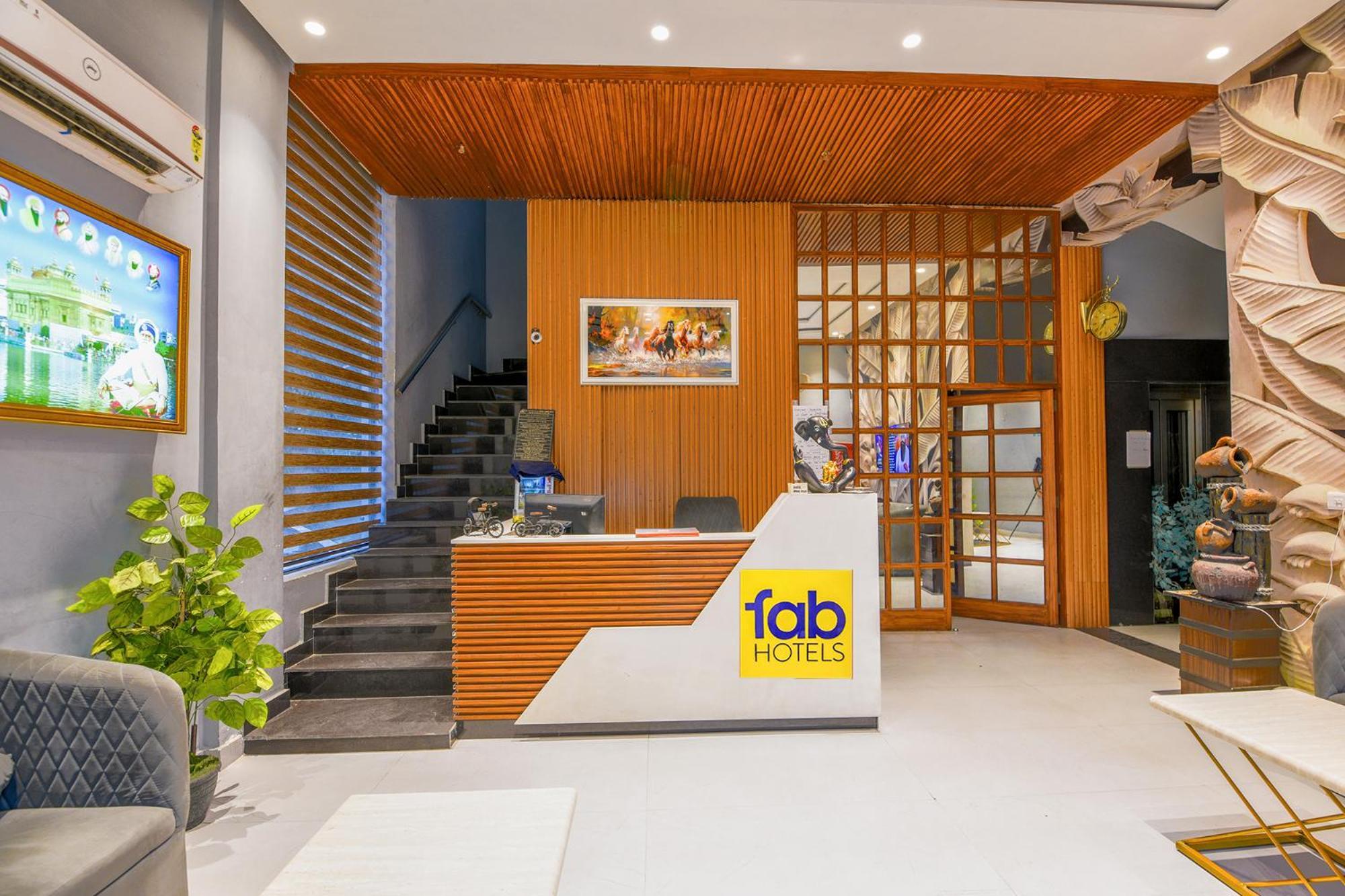 Fabhotel Amar Villa Amritsar Exterior photo