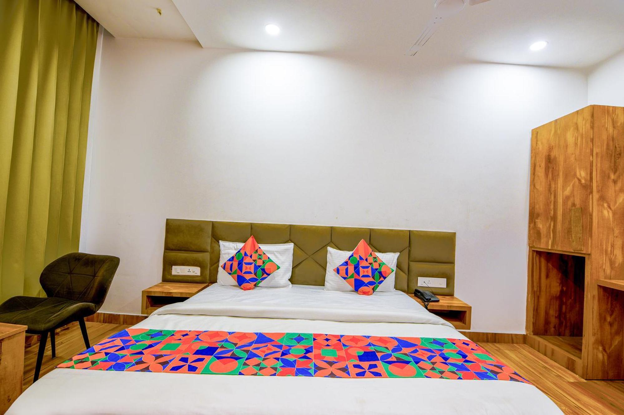 Fabhotel Amar Villa Amritsar Exterior photo
